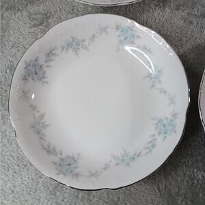 MIKASA Barbizon 7 5/8" Coup Soup Cereal Bowls Blue Flowers Gray Leaves Set of 4